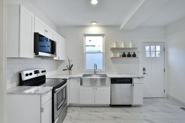 2362 Indiana Avenue, Columbus, OH 43202