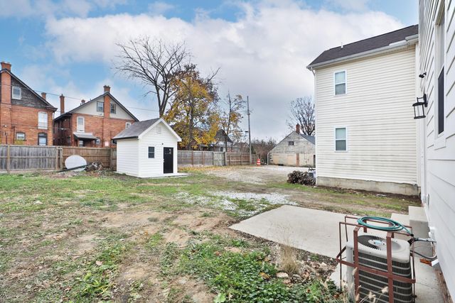 2362 Indiana Avenue, Columbus, OH 43202