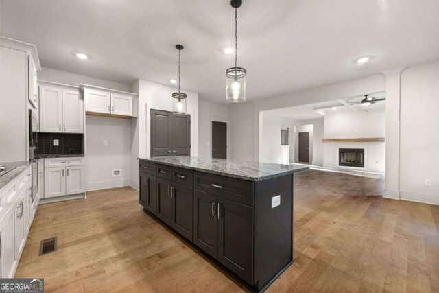 204 Races Road, Hoschton, GA 30548