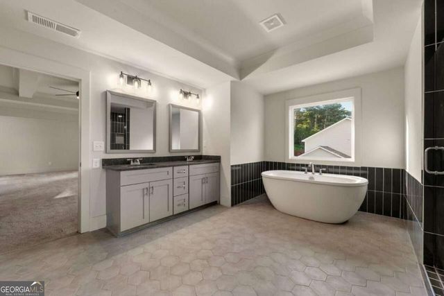 204 Races Road, Hoschton, GA 30548