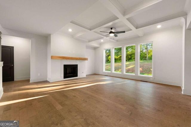 204 Races Road, Hoschton, GA 30548