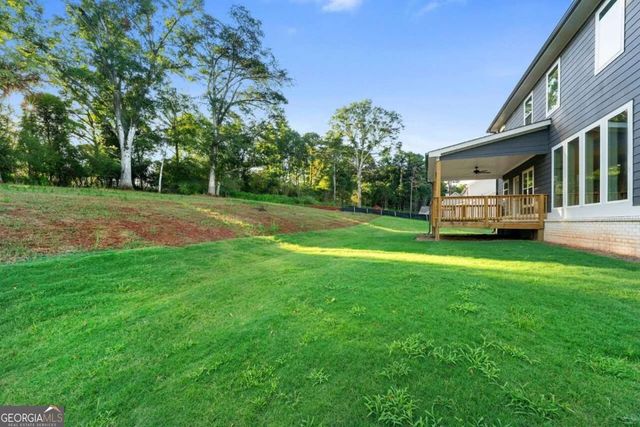 204 Races Road, Hoschton, GA 30548