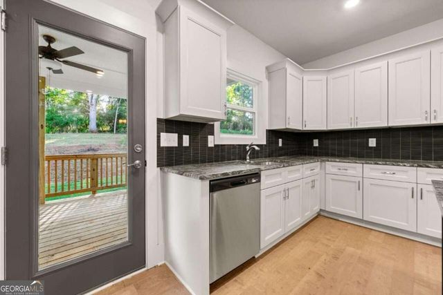 204 Races Road, Hoschton, GA 30548