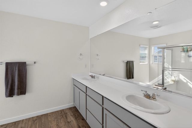 8883 Sebago way, Elk Grove, CA 95758