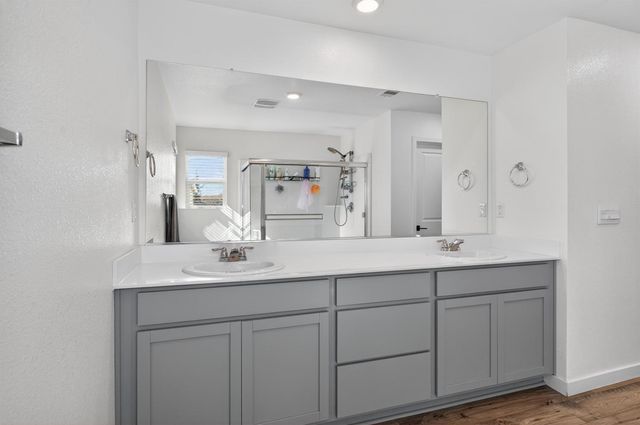 8883 Sebago way, Elk Grove, CA 95758