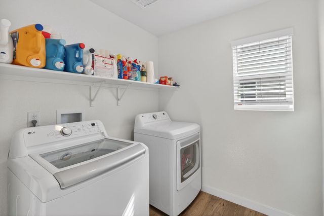 8883 Sebago way, Elk Grove, CA 95758