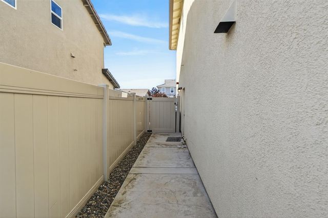 8883 Sebago way, Elk Grove, CA 95758