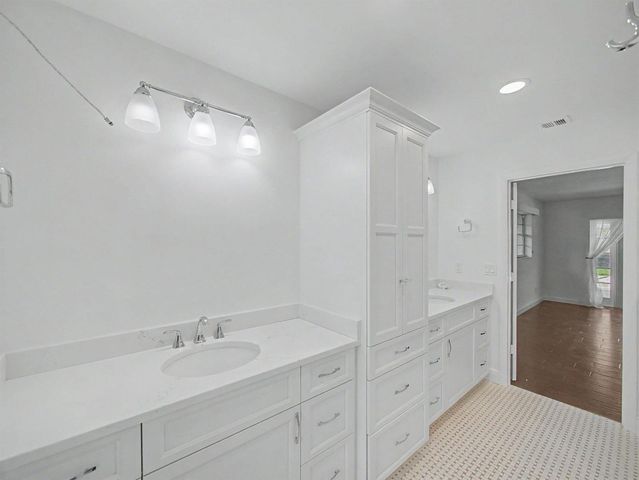 22 Banyan Road, Sewalls Point, FL 34996