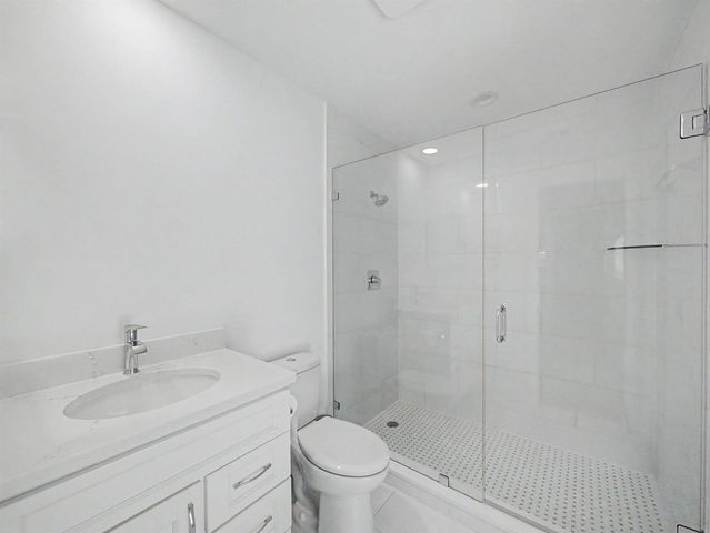 22 Banyan Road, Sewalls Point, FL 34996