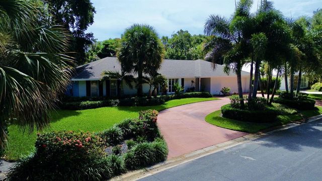 22 Banyan Road, Sewalls Point, FL 34996