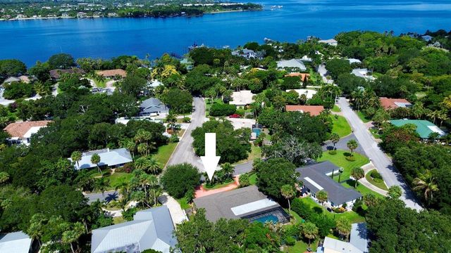 22 Banyan Road, Sewalls Point, FL 34996
