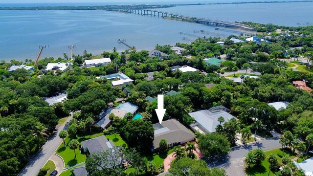 22 Banyan Road, Sewalls Point, FL 34996