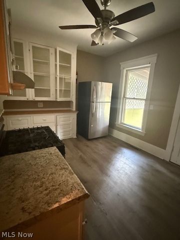 4309 Clinton Avenue, Cleveland, OH 44113