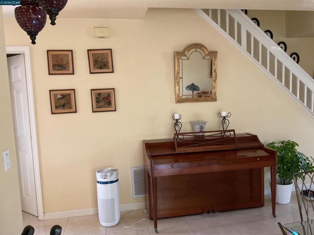 Image 21 of property listing at 4561 Temblor Way, Antioch, CA 94531