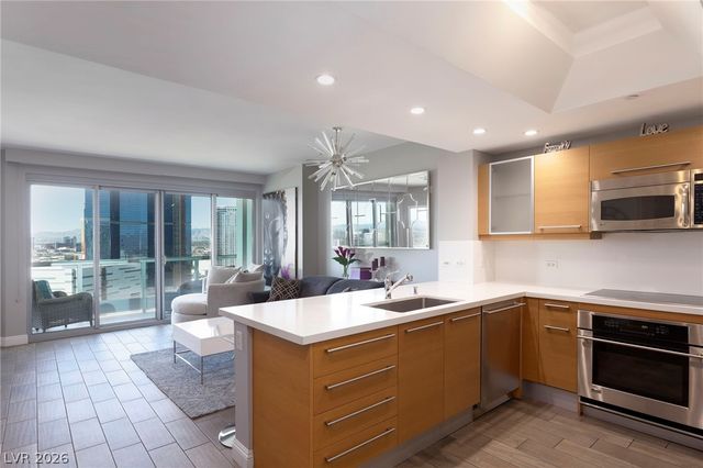 222 Karen Avenue 3104, Las Vegas, NV 89109