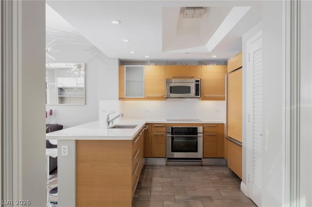 222 Karen Avenue 3104, Las Vegas, NV 89109