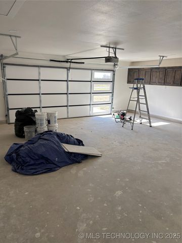 239 E 500 Road, Pryor, OK 74361