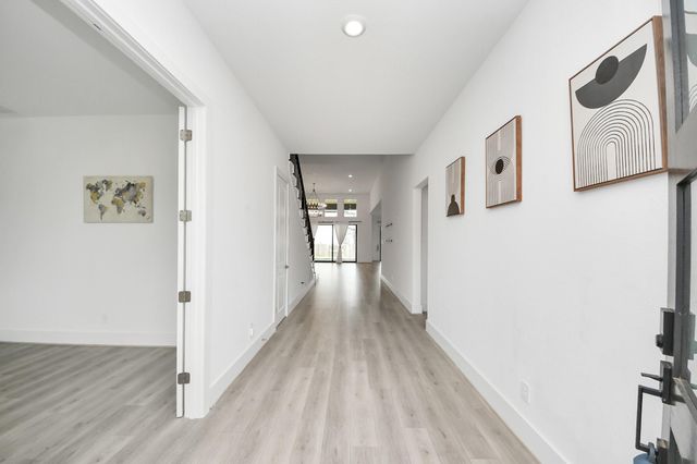 10235 Forest Lake Drive, Sienna Plantation, TX 77459