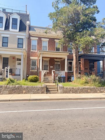 3224 WARDER ST NW, Washington, DC 20010