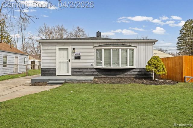 34948 Richard Street, Wayne, MI 48184