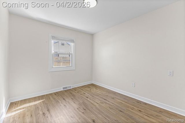 34948 Richard Street, Wayne, MI 48184