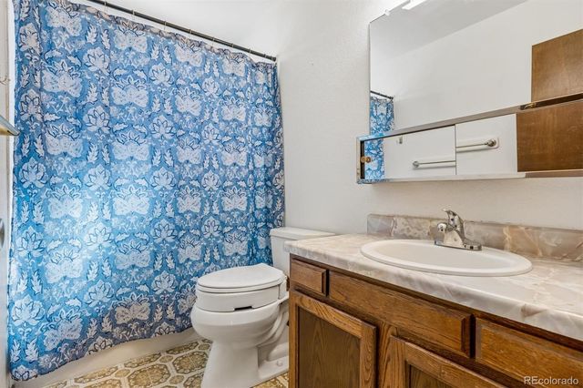 978 Oakwood Drive, Castle Rock, CO 80104