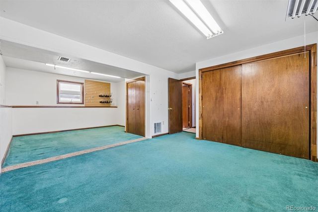 978 Oakwood Drive, Castle Rock, CO 80104