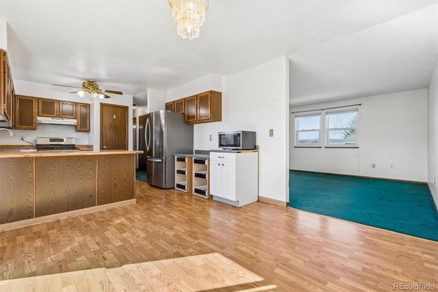 978 Oakwood Drive, Castle Rock, CO 80104