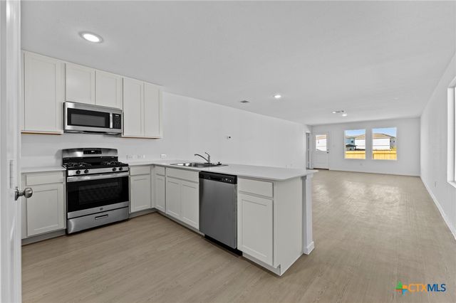 3832 Swift Fox, New Braunfels, TX 78132