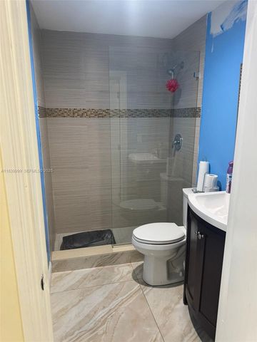 5300 NW 12th Avenue 12, Fort Lauderdale, FL 33309