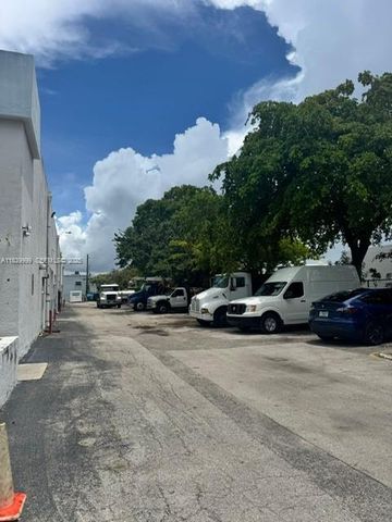 5300 NW 12th Avenue 12, Fort Lauderdale, FL 33309