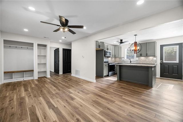 305 S Sunset Drive, Olathe, KS 66061