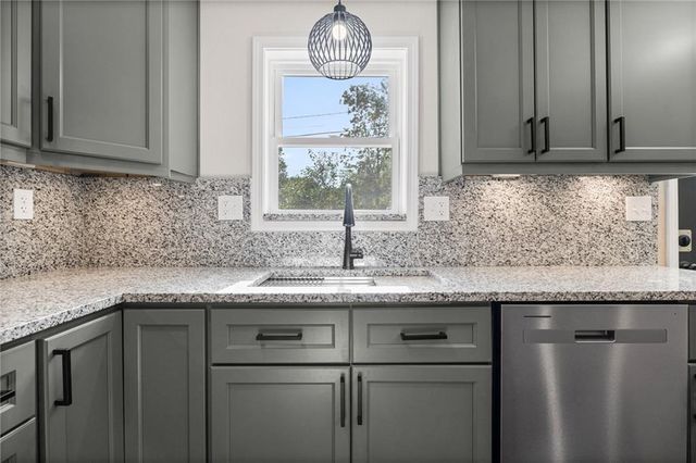 305 S Sunset Drive, Olathe, KS 66061