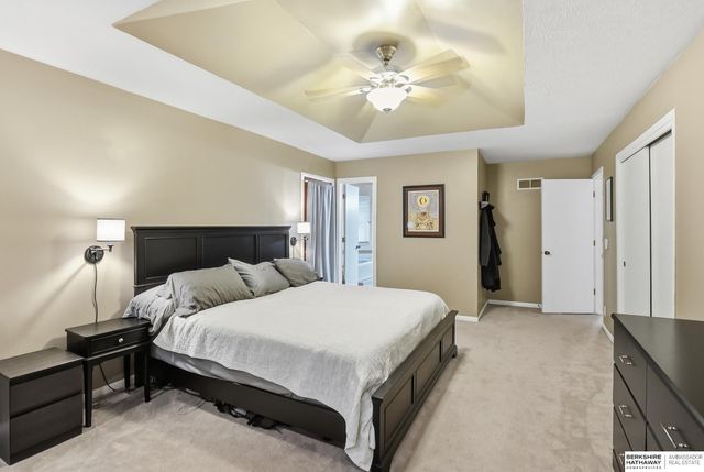 1105 Hackney Drive, Papillion, NE 68046