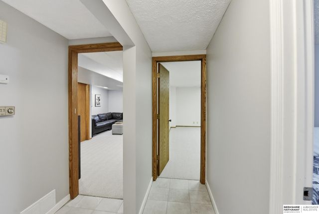 1105 Hackney Drive, Papillion, NE 68046