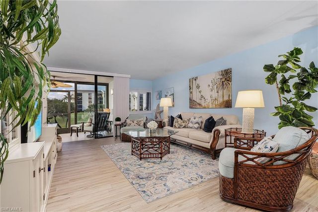 4612 Flagship DR 106, Fort Myers, FL 33919