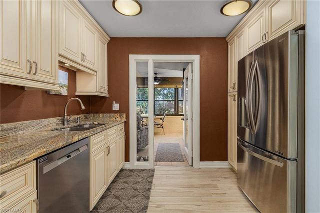 4612 Flagship DR 106, Fort Myers, FL 33919