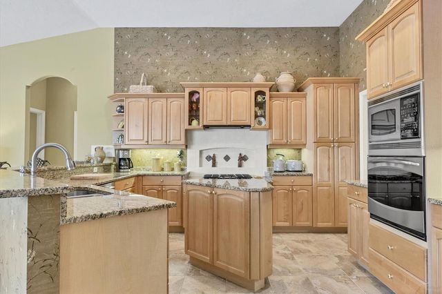 7039 STANHOPE PLACE, University Park, FL 34201
