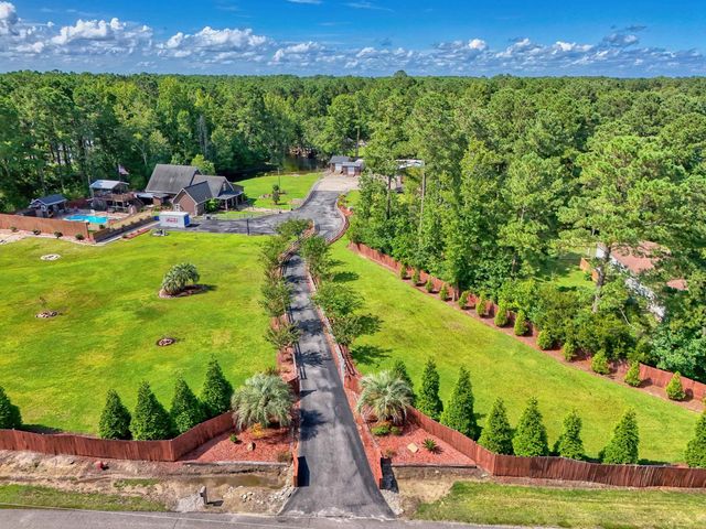 1406 Dusty Ln., Longs, SC 29568