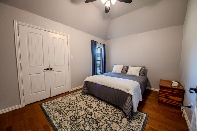 9001 Ravenswood Road, Granbury, TX 76049