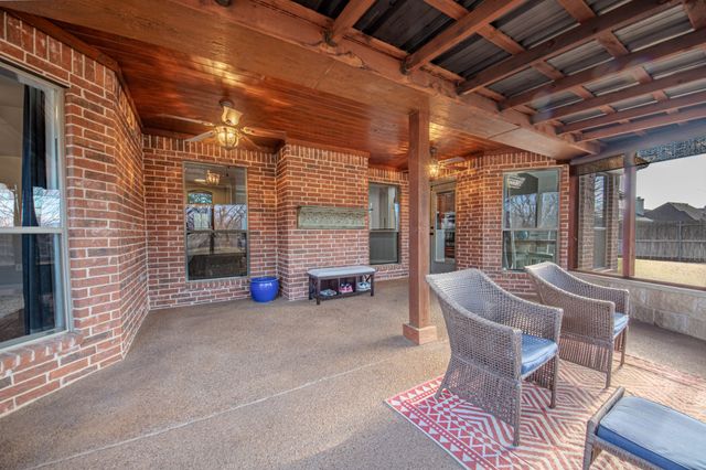 9001 Ravenswood Road, Granbury, TX 76049