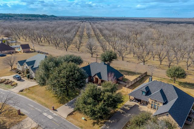 9001 Ravenswood Road, Granbury, TX 76049