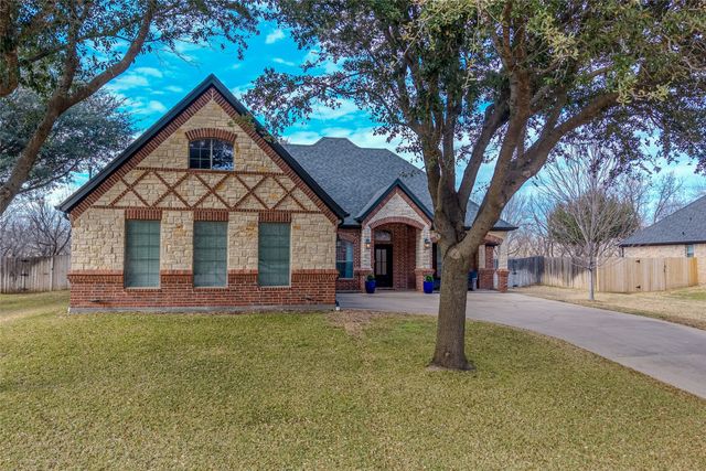 9001 Ravenswood Road, Granbury, TX 76049
