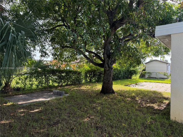 1240 W 26th Court, Riviera Beach, FL 33404
