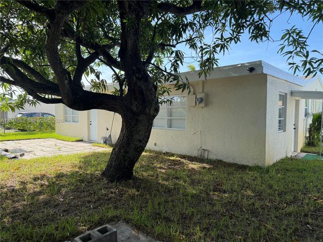 1240 W 26th Court, Riviera Beach, FL 33404