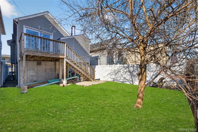 84 E Pine Street, Long Beach, NY 11561