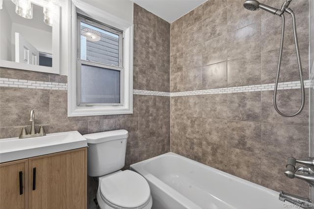 84 E Pine Street, Long Beach, NY 11561