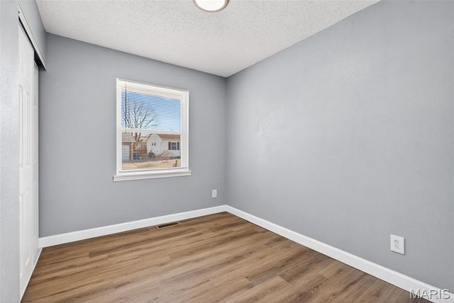 12887 Fox Haven Drive, Florissant, MO 63033