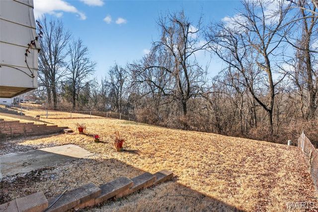 12887 Fox Haven Drive, Florissant, MO 63033