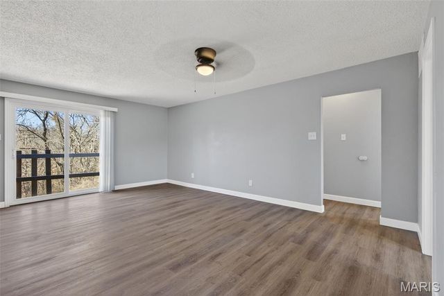 12887 Fox Haven Drive, Florissant, MO 63033